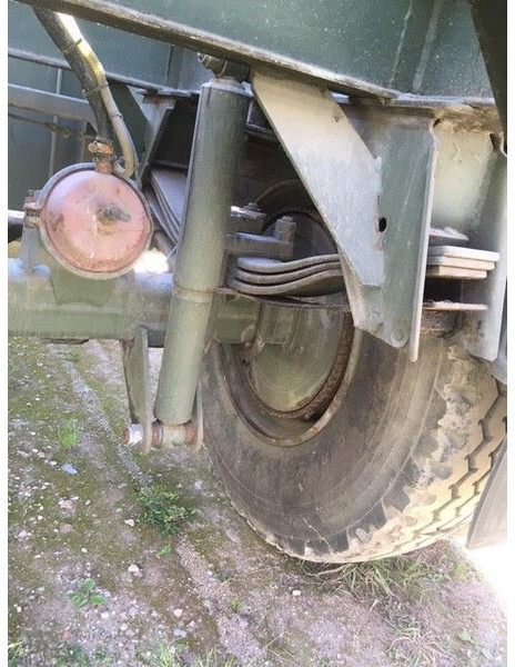 Pacton containertransporter - Félpótkocsi cserefelépítményes: 3 kép. Pacton containertransporter - Félpótkocsi cserefelépítményes: 3 kép.