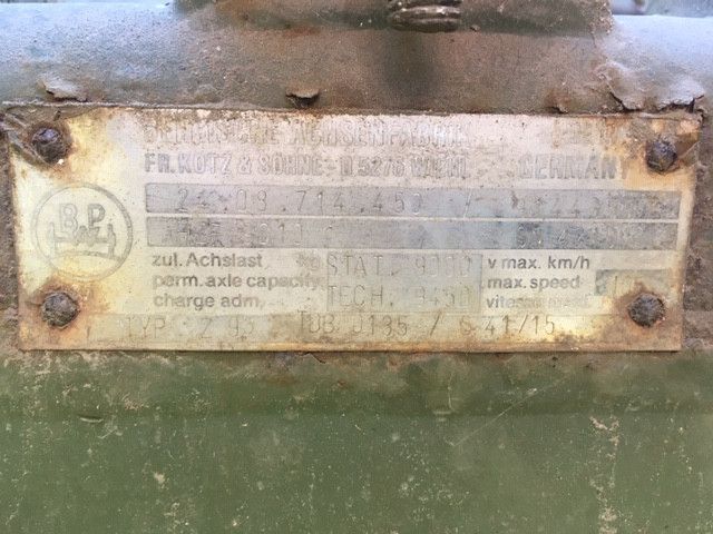 Pacton containertransporter - Félpótkocsi cserefelépítményes: 4 kép. Pacton containertransporter - Félpótkocsi cserefelépítményes: 4 kép.