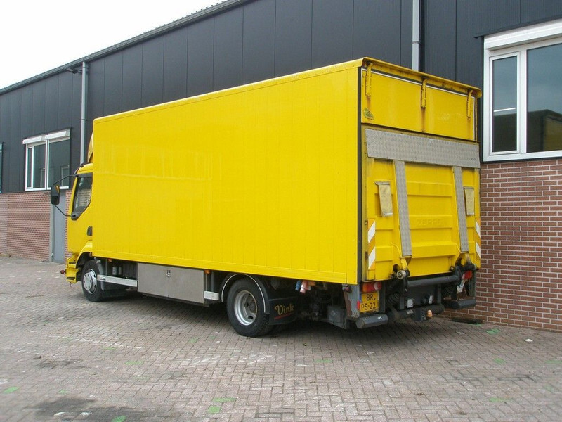 Renault Midlum - Dobozos felépítményű teherautó: 2 kép. Renault Midlum - Dobozos felépítményű teherautó: 2 kép.