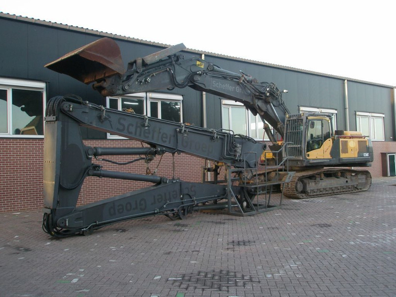 Volvo EC 360C HR - Kotrógép: 1 kép. Volvo EC 360C HR - Kotrógép: 1 kép.