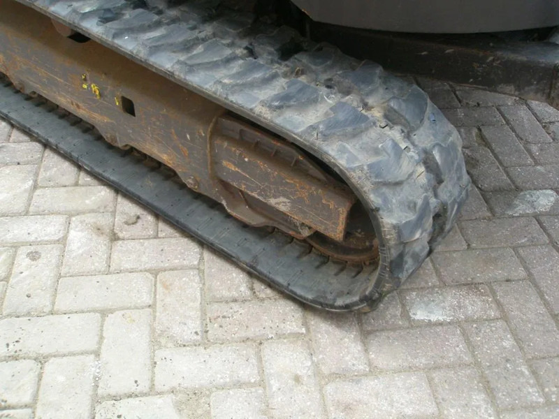 Volvo EC35D - Minikotró: 5 kép. Volvo EC35D - Minikotró: 5 kép.