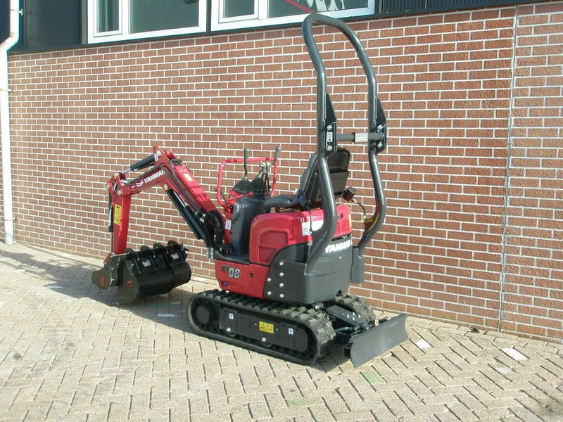 Yanmar SV08-1C - Minikotró: 2 kép. Yanmar SV08-1C - Minikotró: 2 kép.