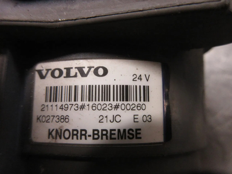 Alkatrész - Teherautó Volvo 21114973 VOETREMVENTIEL VOLVO FH FM FMX EURO 6: 10 kép.