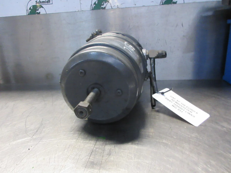 DAF 1686002 REMCILINDER RECHTS DAF XF CF EURO 6 - Fékhenger - Teherautó: 5 kép. DAF 1686002 REMCILINDER RECHTS DAF XF CF EURO 6 - Fékhenger - Teherautó: 5 kép.