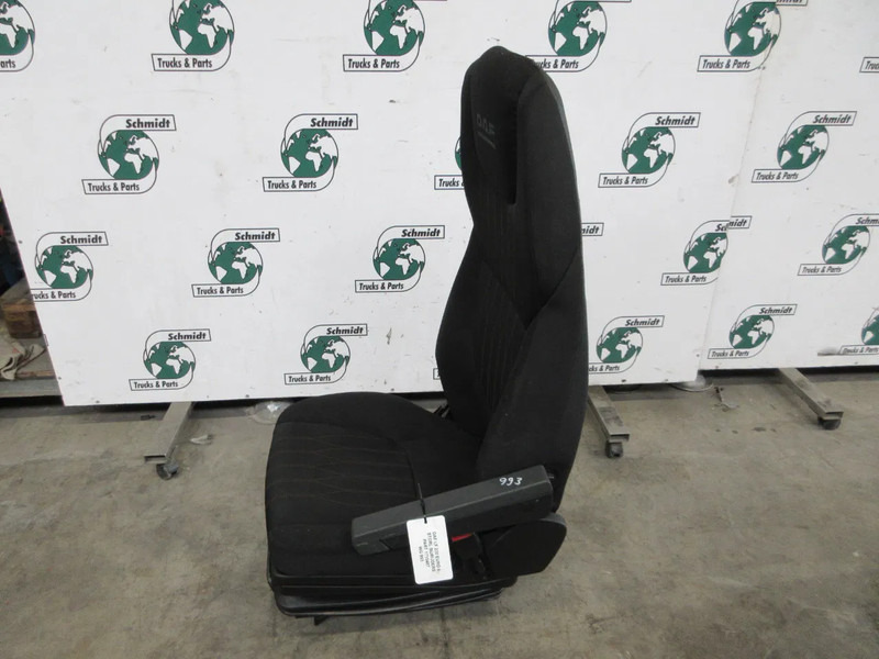DAF 1715495 //1715487 STOELEN SET DAF LF 230 EURO 6 MODEL 2020 - Ülés - Teherautó: 5 kép. DAF 1715495 //1715487 STOELEN SET DAF LF 230 EURO 6 MODEL 2020 - Ülés - Teherautó: 5 kép.