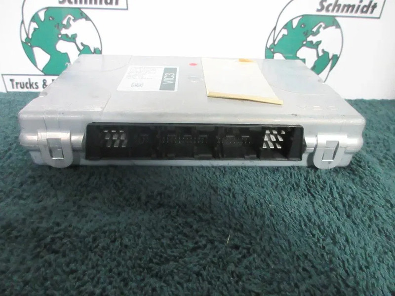 DAF 1907429 // 2206310 VIC 3 MODULEN DAF XF CF EURO 6 MODEL 2016 - Elektromos rendszer - Teherautó: 5 kép. DAF 1907429 // 2206310 VIC 3 MODULEN DAF XF CF EURO 6 MODEL 2016 - Elektromos rendszer - Teherautó: 5 kép.