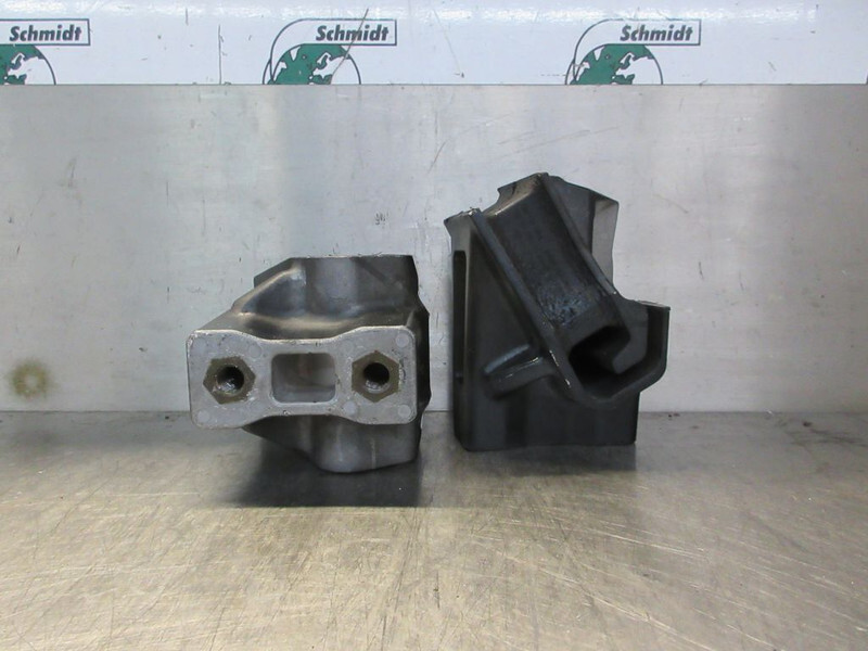 DAF 1929558// 2322719 MOTOR STEUN DAF CF 410 EURO 6 - Motortartó bak - Teherautó: 3 kép. DAF 1929558// 2322719 MOTOR STEUN DAF CF 410 EURO 6 - Motortartó bak - Teherautó: 3 kép.
