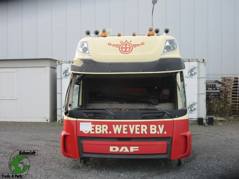 DAF DAF CF 410 EURO 6 CABINE VOOR PART DONOR - Fülke és belső tér - Teherautó: 1 kép. DAF DAF CF 410 EURO 6 CABINE VOOR PART DONOR - Fülke és belső tér - Teherautó: 1 kép.