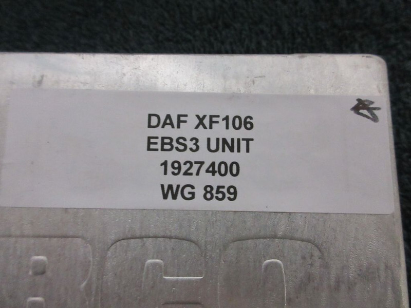 DAF XF106 1927400 EBS3 MODULE EURO 6 - Elektromos rendszer - Teherautó: 3 kép. DAF XF106 1927400 EBS3 MODULE EURO 6 - Elektromos rendszer - Teherautó: 3 kép.