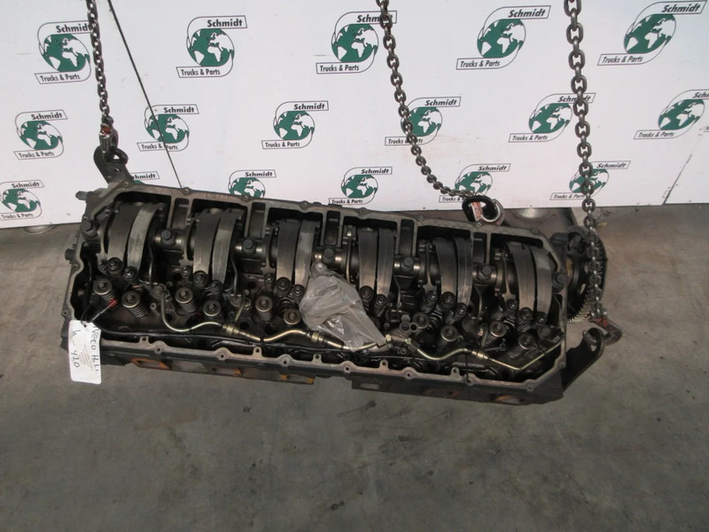 Iveco 504207966 IVECO HI WAY EURO 6 CILINDERKOP - Motorblokk - Teherautó: 5 kép. Iveco 504207966 IVECO HI WAY EURO 6 CILINDERKOP - Motorblokk - Teherautó: 5 kép.