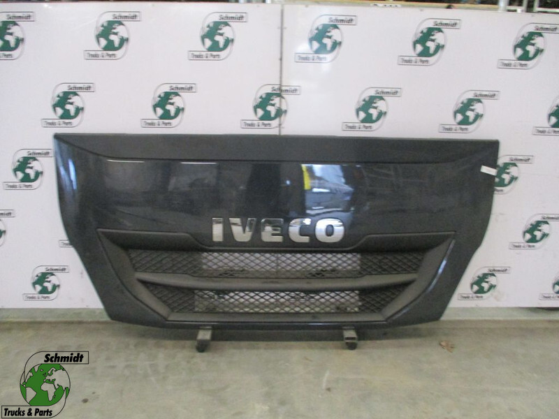 Iveco 5801546913 Grill hi way - Rács - Teherautó: 1 kép. Iveco 5801546913 Grill hi way - Rács - Teherautó: 1 kép.