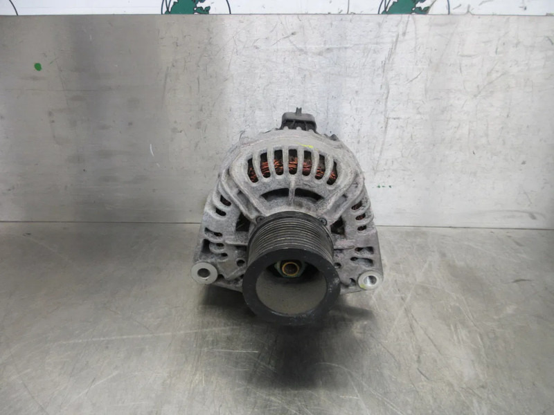 Iveco 5801703906 DYNAMO IVECO S WAY 440S42 MODEL 2023 - Generátor - Teherautó: 2 kép. Iveco 5801703906 DYNAMO IVECO S WAY 440S42 MODEL 2023 - Generátor - Teherautó: 2 kép.