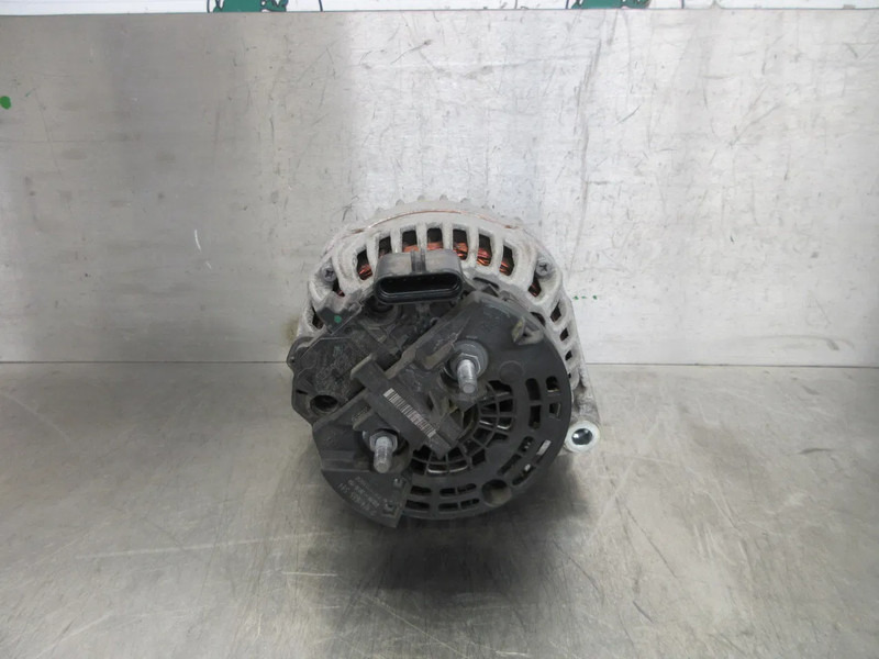 Iveco 5801703906 DYNAMO IVECO S WAY 440S42 MODEL 2023 - Generátor - Teherautó: 4 kép. Iveco 5801703906 DYNAMO IVECO S WAY 440S42 MODEL 2023 - Generátor - Teherautó: 4 kép.