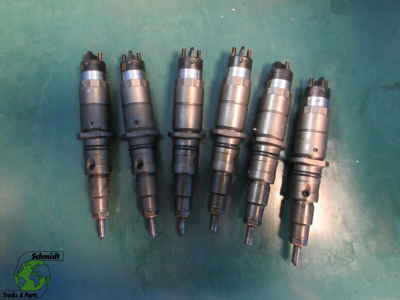 Iveco 99434327//99434328 IVECO EUROCARGO INJECTORS EURO 3 - Üzemanyagszűrő - Teherautó: 1 kép. Iveco 99434327//99434328 IVECO EUROCARGO INJECTORS EURO 3 - Üzemanyagszűrő - Teherautó: 1 kép.