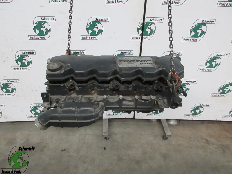 Iveco F4AE36EV//U107 EURO 4 IVECO EUROCARGO - Motorblokk - Teherautó: 1 kép. Iveco F4AE36EV//U107 EURO 4 IVECO EUROCARGO - Motorblokk - Teherautó: 1 kép.