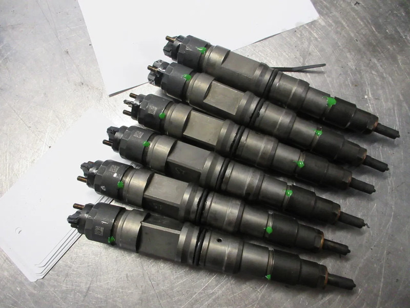 MAN 51.10100-9127 /51 10100-6127 // 51.10100-6079 MAN INJECTORS 6 X OP VOORRAAD MODEL EURO 6 - Üzemanyagszűrő - Teherautó: 4 kép. MAN 51.10100-9127 /51 10100-6127 // 51.10100-6079 MAN INJECTORS 6 X OP VOORRAAD MODEL EURO 6 - Üzemanyagszűrő - Teherautó: 4 kép.