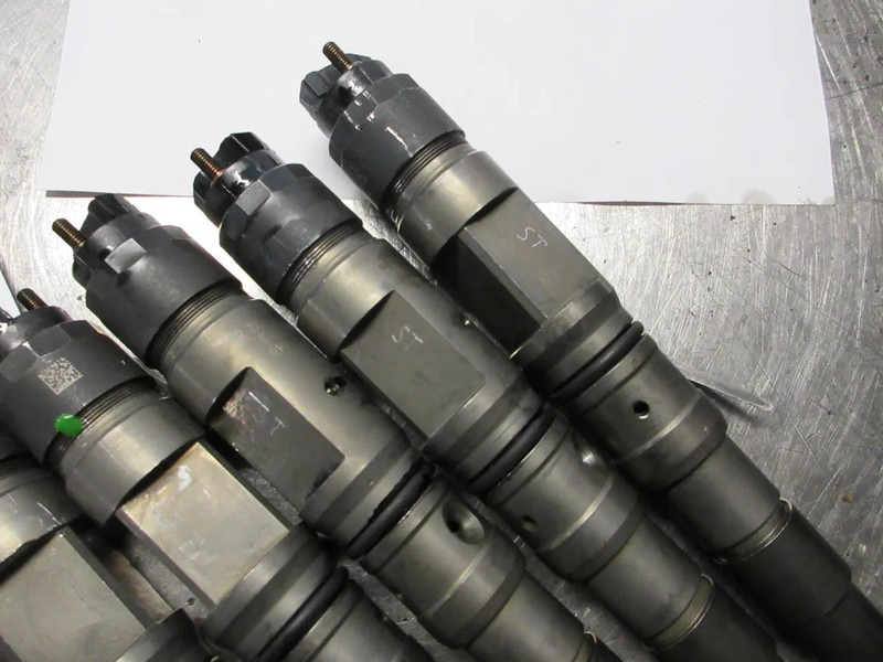 MAN 51.10100-9127 /51 10100-6127 // 51.10100-6079 MAN INJECTORS 6 X OP VOORRAAD MODEL EURO 6 - Üzemanyagszűrő - Teherautó: 3 kép. MAN 51.10100-9127 /51 10100-6127 // 51.10100-6079 MAN INJECTORS 6 X OP VOORRAAD MODEL EURO 6 - Üzemanyagszűrő - Teherautó: 3 kép.