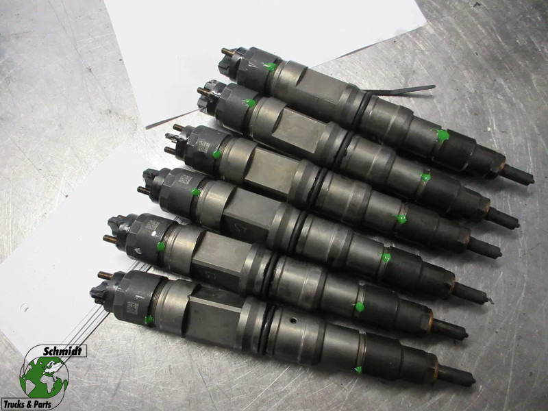 MAN 51.10100-9127 /51 10100-6127 // 51.10100-6079 MAN INJECTORS 6 X OP VOORRAAD MODEL EURO 6 - Üzemanyagszűrő - Teherautó: 1 kép. MAN 51.10100-9127 /51 10100-6127 // 51.10100-6079 MAN INJECTORS 6 X OP VOORRAAD MODEL EURO 6 - Üzemanyagszűrő - Teherautó: 1 kép.