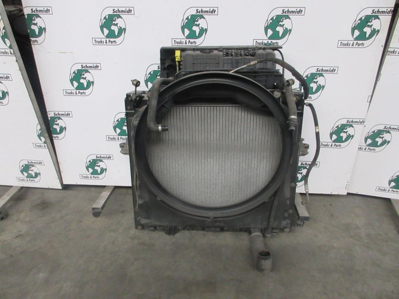 MAN 81.06101-0076 - 81.06101-0073 / RADIATEUR TGS EURO 6 - Radiátor - Teherautó: 4 kép. MAN 81.06101-0076 - 81.06101-0073 / RADIATEUR TGS EURO 6 - Radiátor - Teherautó: 4 kép.