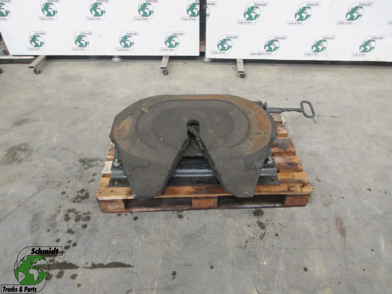 MAN 81.42710-6302 // JSK 37C-150-1Z9 // 81.42715-0037 81.42710-6302 // JSK 37C-150-1Z9 // 81.42715-0037 MAN 18.430 TGS 2023 - Nyereg - Teherautó: 1 kép. MAN 81.42710-6302 // JSK 37C-150-1Z9 // 81.42715-0037 81.42710-6302 // JSK 37C-150-1Z9 // 81.42715-0037 MAN 18.430 TGS 2023 - Nyereg - Teherautó: 1 kép.