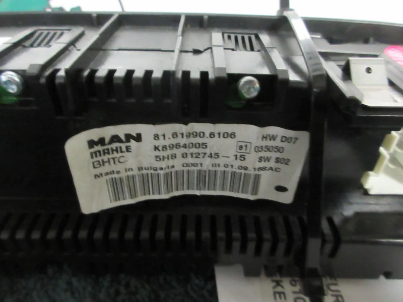 MAN 81.61990-6106 / 81.61990-6082 / 81.61990 -6098 KACHEL MODULEN EURO 6 - Elektromos rendszer - Teherautó: 3 kép. MAN 81.61990-6106 / 81.61990-6082 / 81.61990 -6098 KACHEL MODULEN EURO 6 - Elektromos rendszer - Teherautó: 3 kép.