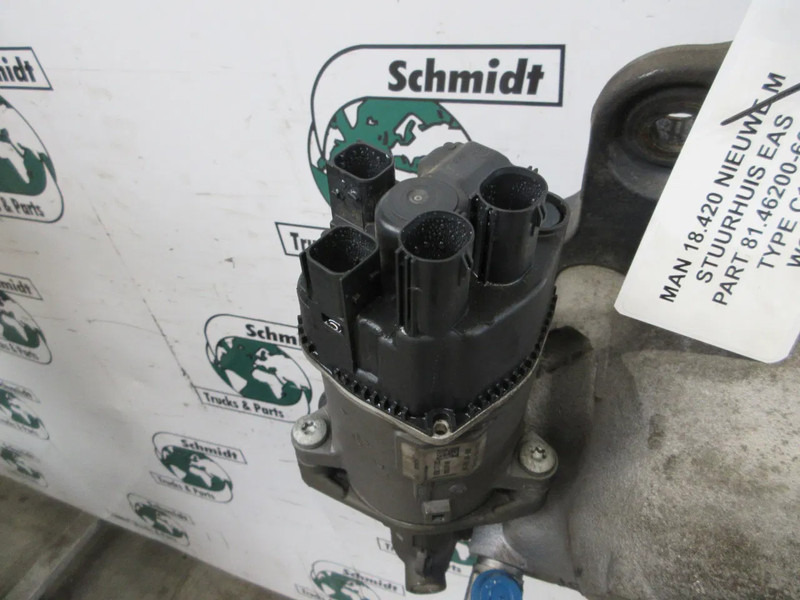 MAN 81.90685-0407 // 81.46200-6609 MAN 18.520 TGX TGS MODEL 2024 - Kormánymű - Teherautó: 2 kép. MAN 81.90685-0407 // 81.46200-6609 MAN 18.520 TGX TGS MODEL 2024 - Kormánymű - Teherautó: 2 kép.