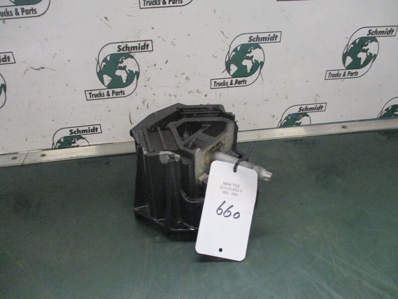 MAN 81.96210-0601 motor steun TGS nieuwe - Keret/ Alváz - Teherautó: 2 kép. MAN 81.96210-0601 motor steun TGS nieuwe - Keret/ Alváz - Teherautó: 2 kép.