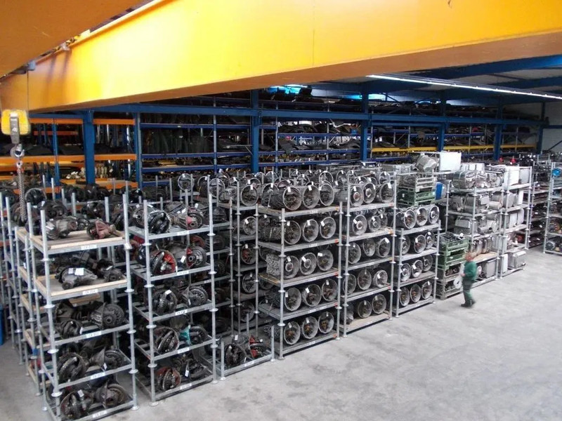 Motor - Teherautó Mercedes-Benz A 002 010 65 00 // OM 470.906LA MERCEDES BENZ 1843 EURO 6: 14 kép.