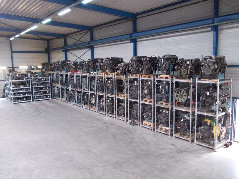 Motor - Teherautó Mercedes-Benz A 002 010 65 00 // OM 470.906LA MERCEDES BENZ 1843 EURO 6: 10 kép.