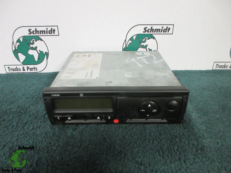Mercedes-Benz A 002 446 36 33 TACHOGRAAF MERCEDES MP4 MODEL 2020 - Elektromos rendszer - Teherautó: 1 kép. Mercedes-Benz A 002 446 36 33 TACHOGRAAF MERCEDES MP4 MODEL 2020 - Elektromos rendszer - Teherautó: 1 kép.