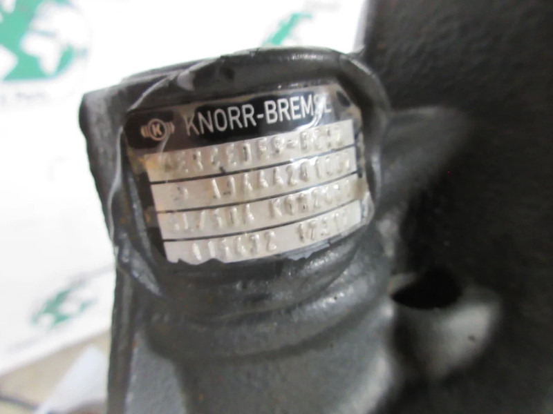 Mercedes-Benz A 005 420 06 83 MERCEDES BENZ 2542 REMKLAUW LINKS VOOR EURO 6 - Féknyereg - Teherautó: 5 kép. Mercedes-Benz A 005 420 06 83 MERCEDES BENZ 2542 REMKLAUW LINKS VOOR EURO 6 - Féknyereg - Teherautó: 5 kép.