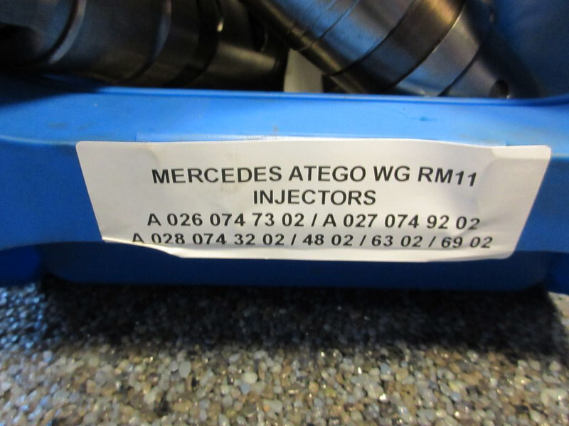 Mercedes-Benz A 026 074 73 02 / 027 074 92 02 / 028 074 32 02 INJECTORS ATEGO EURO 5 - Üzemanyagszűrő - Teherautó: 3 kép. Mercedes-Benz A 026 074 73 02 / 027 074 92 02 / 028 074 32 02 INJECTORS ATEGO EURO 5 - Üzemanyagszűrő - Teherautó: 3 kép.