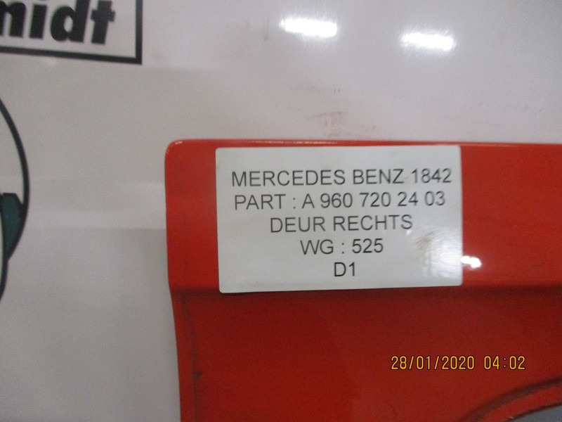 Mercedes-Benz A 960 720 24 03 recht MP4 - Ajtó és alkatrészek - Teherautó: 3 kép. Mercedes-Benz A 960 720 24 03 recht MP4 - Ajtó és alkatrészek - Teherautó: 3 kép.