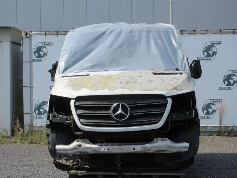 Mercedes-Benz MERCEDES SPRINTER 516 CABINE ZONDER ACHTER CHASSIS WG 1025 - Fülke és belső tér - Teherautó: 4 kép. Mercedes-Benz MERCEDES SPRINTER 516 CABINE ZONDER ACHTER CHASSIS WG 1025 - Fülke és belső tér - Teherautó: 4 kép.
