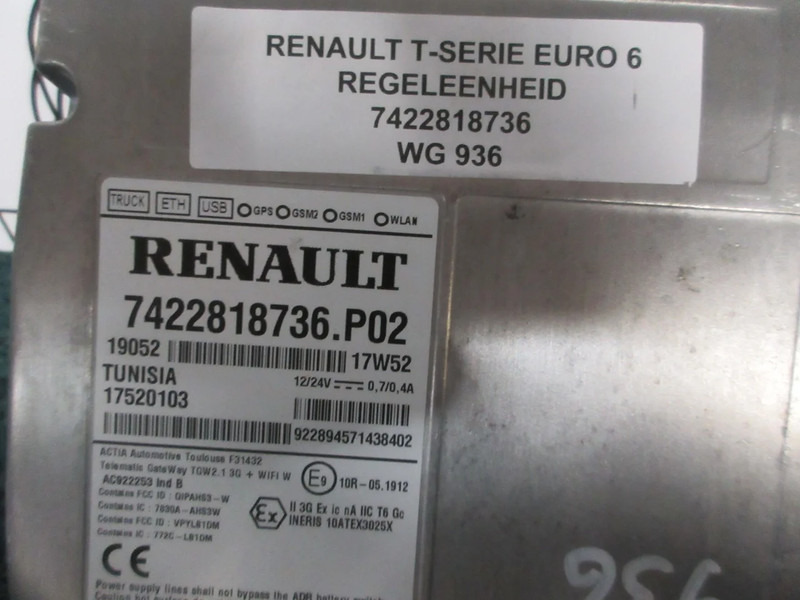 Renault 7422818736 REGELEENHEID GPS USB MODELEN RENAULT T 520 EURO 6 - Elektromos rendszer - Teherautó: 2 kép. Renault 7422818736 REGELEENHEID GPS USB MODELEN RENAULT T 520 EURO 6 - Elektromos rendszer - Teherautó: 2 kép.