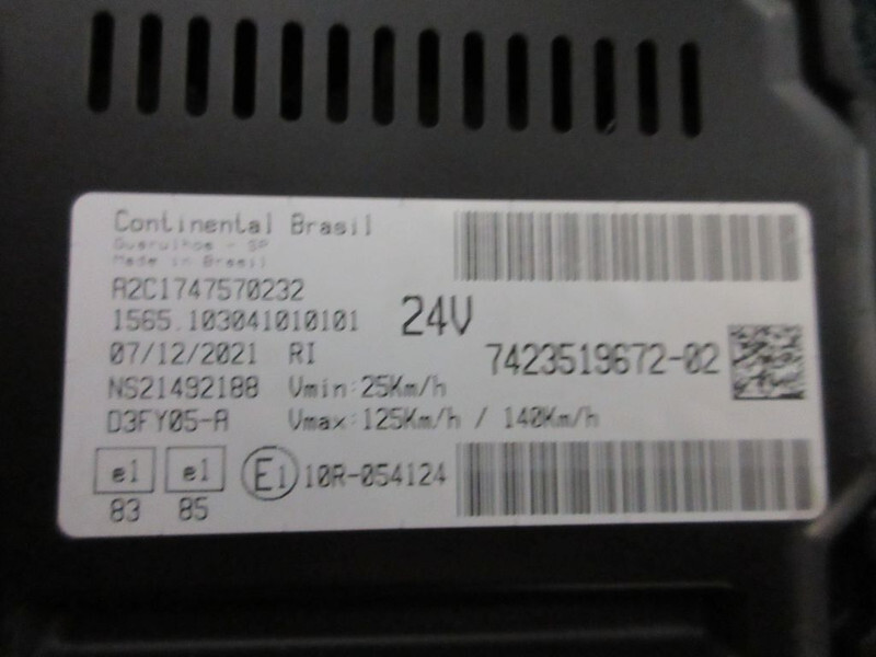 Renault 7423519672 INSTRUMENTENPANEEL RENAULT D210 EURO 6 2022 - Műszerfal - Teherautó: 2 kép. Renault 7423519672 INSTRUMENTENPANEEL RENAULT D210 EURO 6 2022 - Műszerfal - Teherautó: 2 kép.