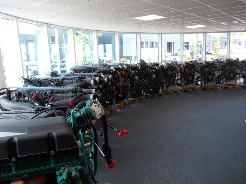 Sebességváltó - Teherautó Renault AT 2412 C 3190492 TRANSMISSIE RENAULT AE 480 EURO 5: 8 kép.