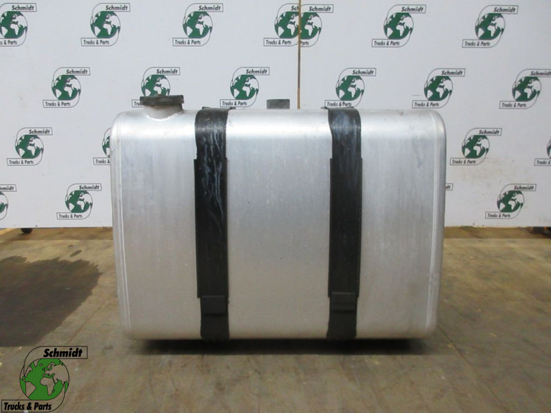Renault T-SERIE 21895820 BRANDSTOFTANK EURO 6 - Üzemanyag tartály - Teherautó: 1 kép. Renault T-SERIE 21895820 BRANDSTOFTANK EURO 6 - Üzemanyag tartály - Teherautó: 1 kép.