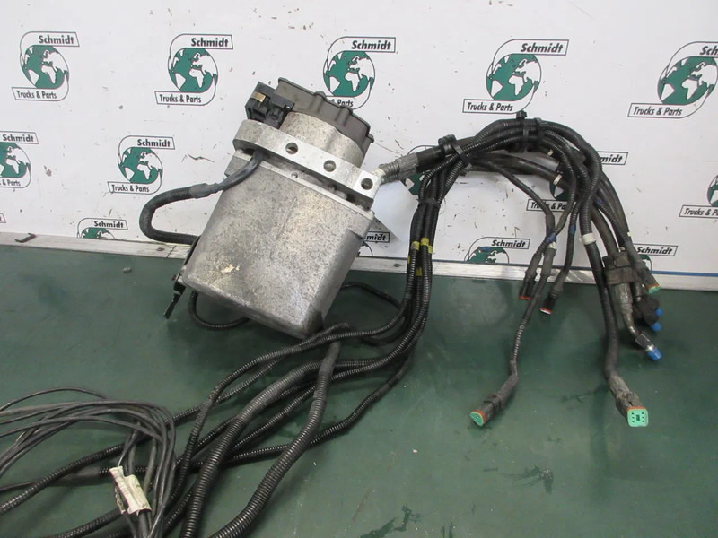 Scania 2786167 // 2420897 // 573068 STUURPOMP SCANIA P410 NGS MODEL 2022 - Szervószivattyú - Teherautó: 4 kép. Scania 2786167 // 2420897 // 573068 STUURPOMP SCANIA P410 NGS MODEL 2022 - Szervószivattyú - Teherautó: 4 kép.