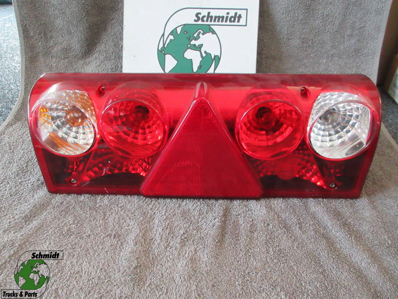 Schmitz Cargobull 1008680//25-6010-50 ACHTERLAMP NIEUWE !!!! - Hátsó lámpa - Teherautó: 1 kép. Schmitz Cargobull 1008680//25-6010-50 ACHTERLAMP NIEUWE !!!! - Hátsó lámpa - Teherautó: 1 kép.