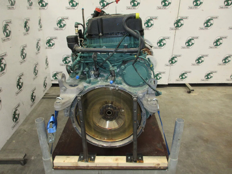 Volvo 22649057 // 21741456 // 85008113 // 85002113 VOLVO FM 450 EURO 6 MODEL 2018 - Motor - Teherautó: 4 kép. Volvo 22649057 // 21741456 // 85008113 // 85002113 VOLVO FM 450 EURO 6 MODEL 2018 - Motor - Teherautó: 4 kép.