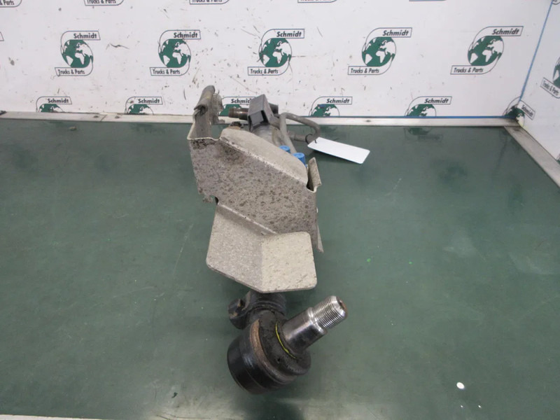 Volvo 3022856 // 2717017 // 573069 // 573669 STUUR CILINDER SCANIA NGS 2022 - Kormányzás - Teherautó: 4 kép. Volvo 3022856 // 2717017 // 573069 // 573669 STUUR CILINDER SCANIA NGS 2022 - Kormányzás - Teherautó: 4 kép.