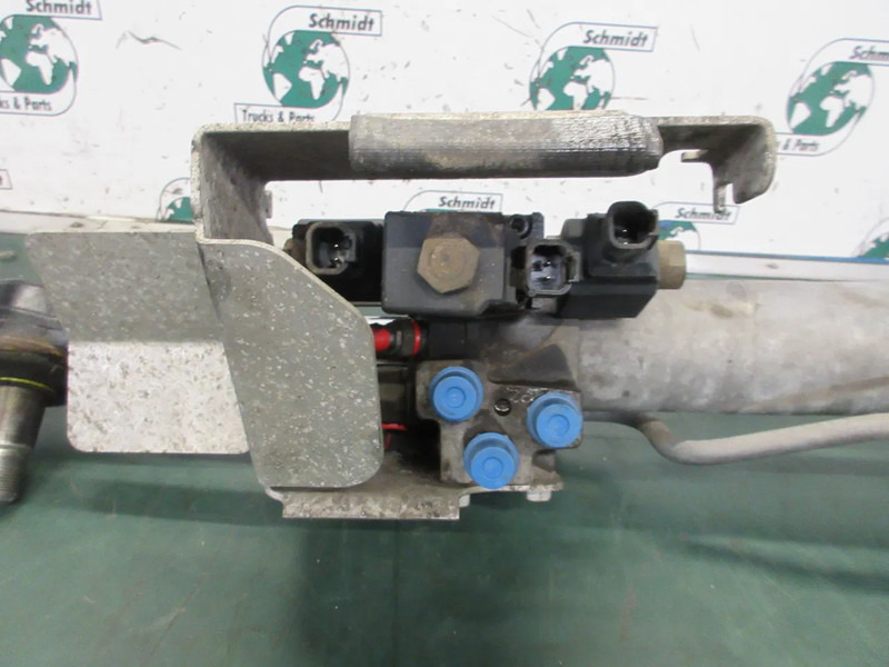 Volvo 3022856 // 2717017 // 573069 // 573669 STUUR CILINDER SCANIA NGS 2022 - Kormányzás - Teherautó: 2 kép. Volvo 3022856 // 2717017 // 573069 // 573669 STUUR CILINDER SCANIA NGS 2022 - Kormányzás - Teherautó: 2 kép.