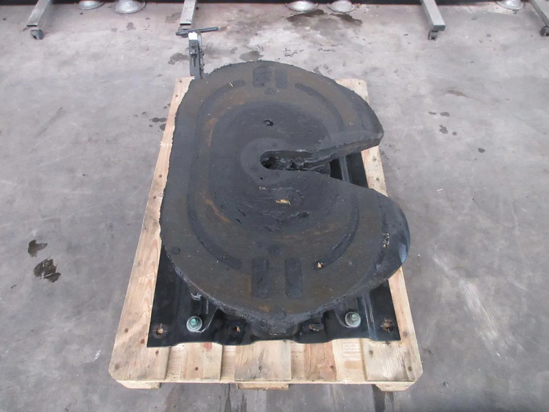 Jost D152 U 20 // M P 20 55R D152 U 20 // M P 20 55R MAN TGX 18.500 EURO 6 MODEL 2020 - Nyereg - Teherautó: 4 kép. Jost D152 U 20 // M P 20 55R D152 U 20 // M P 20 55R MAN TGX 18.500 EURO 6 MODEL 2020 - Nyereg - Teherautó: 4 kép.