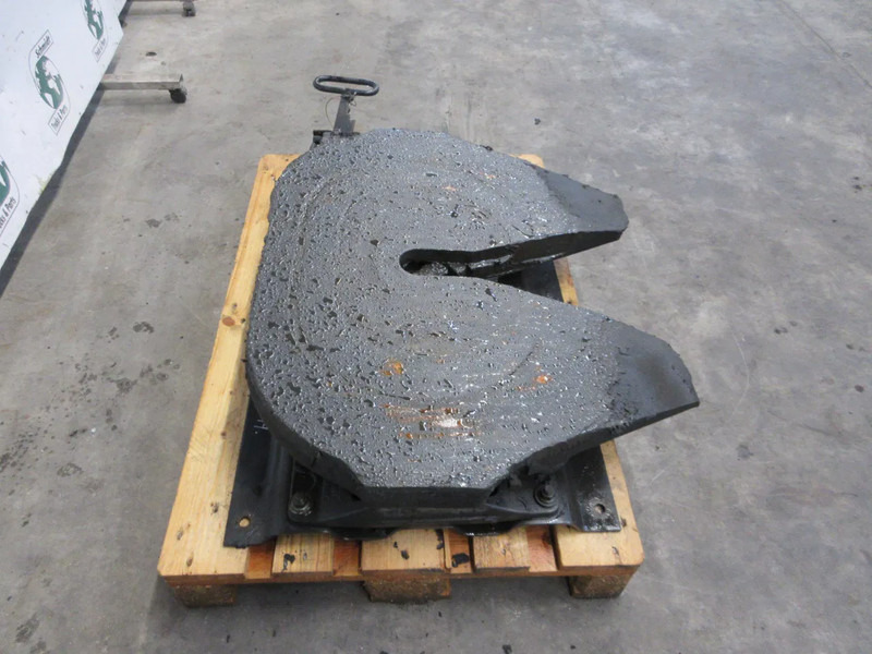 Jost G50-X 37C D 152 U 20 G50-X 37C D 152 U 20 MAN 18.460 EURO 6 MODEL 2020 - Nyereg - Teherautó: 2 kép. Jost G50-X 37C D 152 U 20 G50-X 37C D 152 U 20 MAN 18.460 EURO 6 MODEL 2020 - Nyereg - Teherautó: 2 kép.