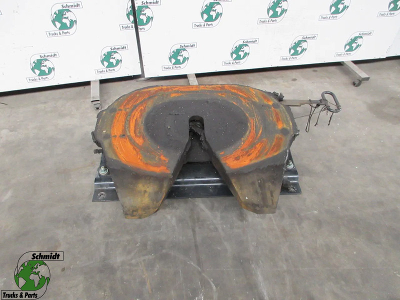 Jost JSK 37C G50-X D152 U20 JSK 37C G50-X D152 U20 KOMT VAN MAN 24.460 MODEL 2020 - Nyereg - Teherautó: 1 kép. Jost JSK 37C G50-X D152 U20 JSK 37C G50-X D152 U20 KOMT VAN MAN 24.460 MODEL 2020 - Nyereg - Teherautó: 1 kép.