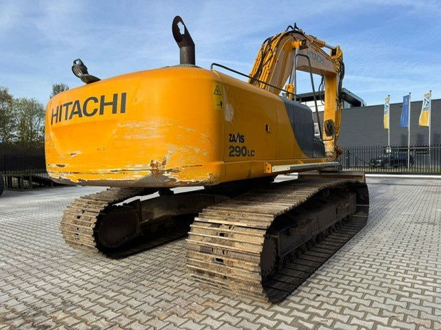Hitachi ZX290LC-5B - Lánctalpas kotró: 3 kép. Hitachi ZX290LC-5B - Lánctalpas kotró: 3 kép.