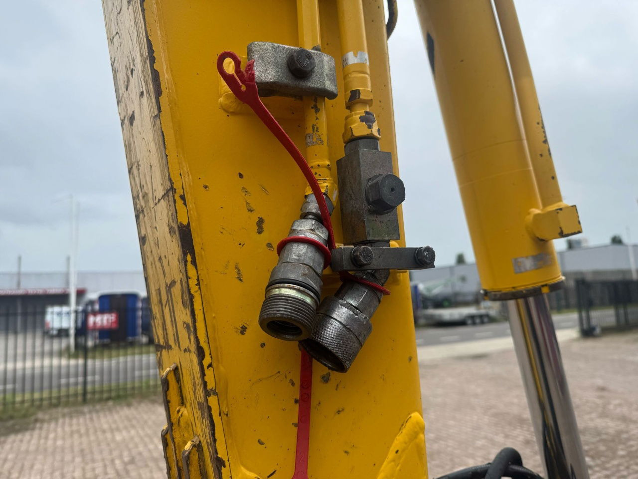 Minikotró Hyundai Robex 55-7: 8 kép.