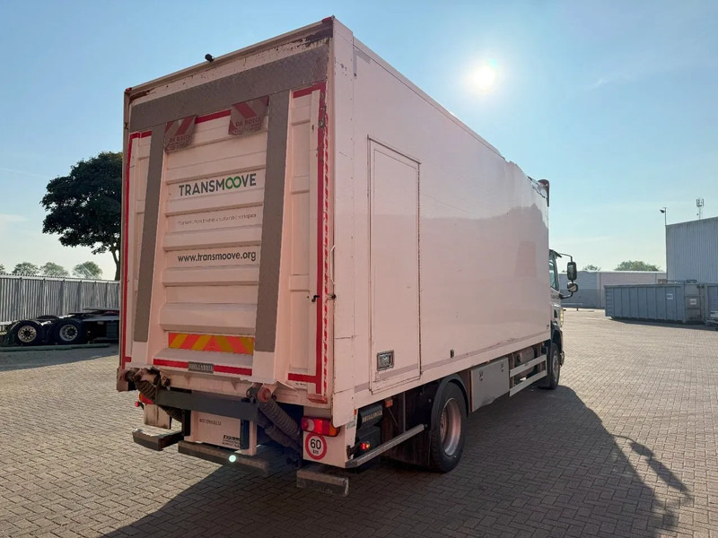 DAF CF 230 / ENGINE RUNNING / ONLY:286284 KM / ACC / LWDS / PLATFORM 2000 KG / 3SEATS / AUTOMATIC / EURO-6 / 2018 - Dobozos felépítményű teherautó: 5 kép. DAF CF 230 / ENGINE RUNNING / ONLY:286284 KM / ACC / LWDS / PLATFORM 2000 KG / 3SEATS / AUTOMATIC / EURO-6 / 2018 - Dobozos felépítményű teherautó: 5 kép.