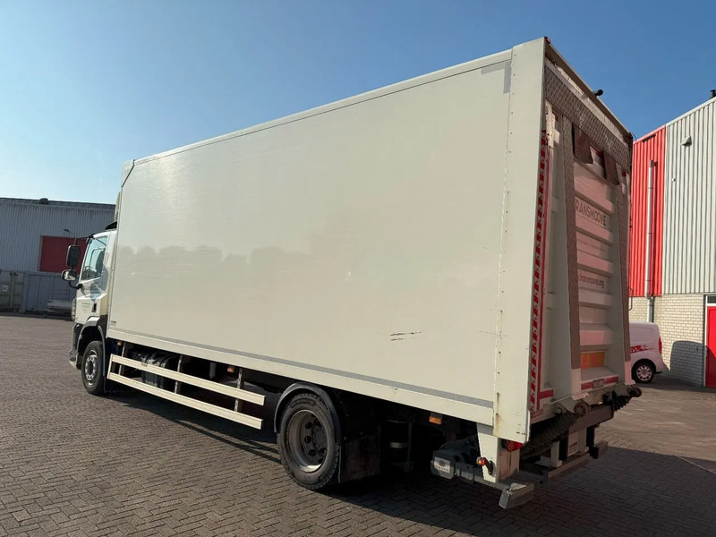 DAF CF 230 / ENGINE RUNNING / ONLY:286284 KM / ACC / LWDS / PLATFORM 2000 KG / 3SEATS / AUTOMATIC / EURO-6 / 2018 - Dobozos felépítményű teherautó: 3 kép. DAF CF 230 / ENGINE RUNNING / ONLY:286284 KM / ACC / LWDS / PLATFORM 2000 KG / 3SEATS / AUTOMATIC / EURO-6 / 2018 - Dobozos felépítményű teherautó: 3 kép.
